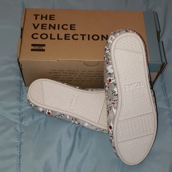 FA-LA-LLAMAS Toms - Picture 3 of 3